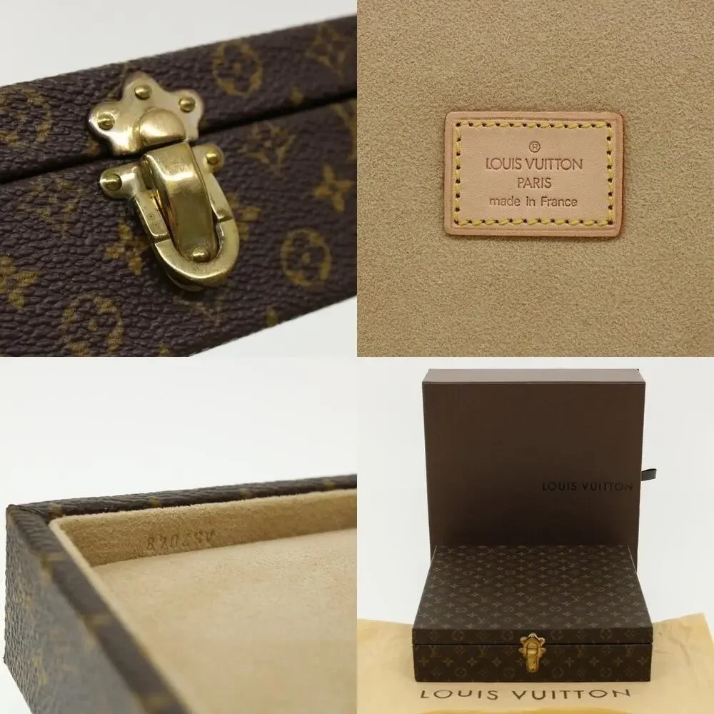 Louis Vuitton height width